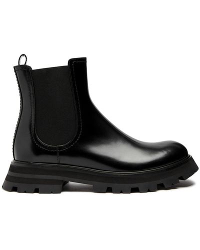 Alexander McQueen Glossed Leather Chelsea Boots - Black