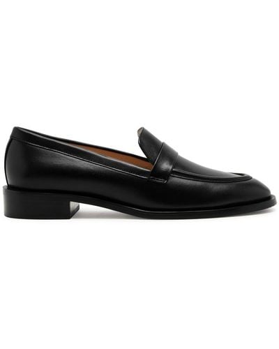 Stuart Weitzman Palmer Sleek Leather Loafers - Black