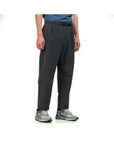 Goldwin One Tuck Tapered Ankle Pants - Schwarz