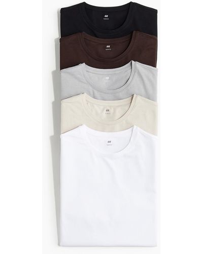 H&M 5er-Pack T-Shirts in Slim Fit - Schwarz