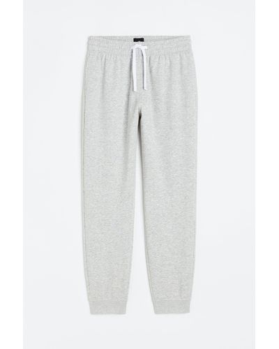 H&M Sweathose Regular Fit - Grau