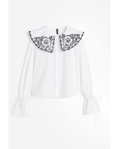 H&M Popelinebluse mit Broderie Anglaise - Weiß