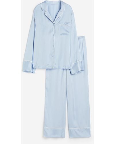 H&M Pyjama en satin avec chemise et pantalon - Bleu