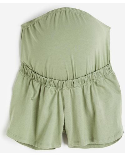 H&M MAMA Shorts aus Baumwolljersey - Grün