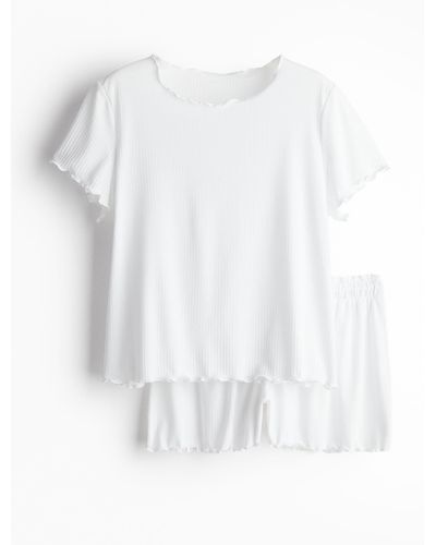 H&M Gerippter Pyjama mit Overlockdetail - Weiß