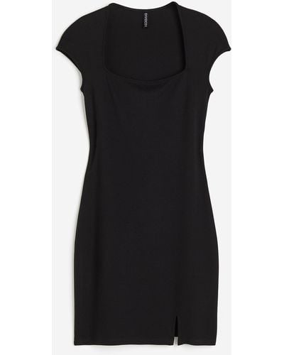 H&M Bodycon-Kleid mit Kappenärmeln - Schwarz