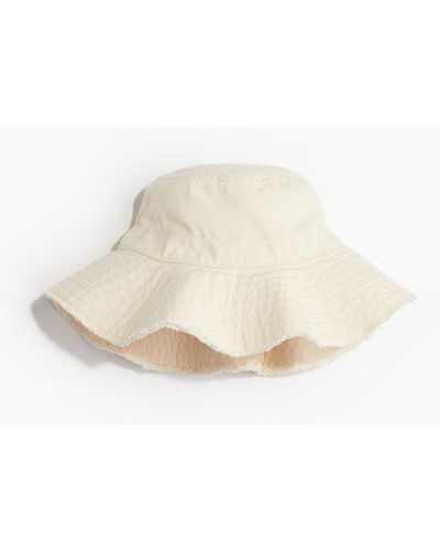 H&M Bucket Hat aus Baumwolle mit Fransenkante - Weiß
