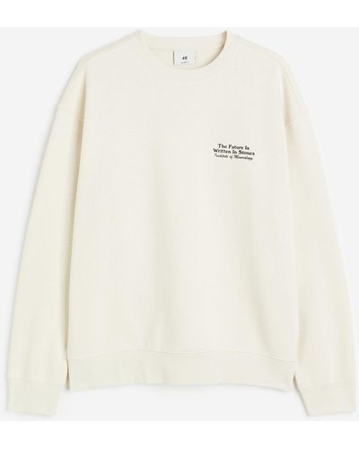 H&M Bedrucktes Sweatshirt in Loose Fit - Weiß