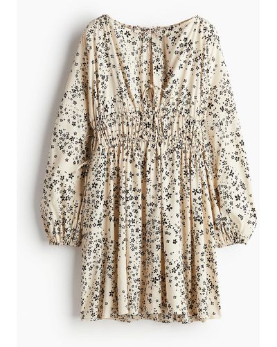 H&M Kleid mit Kordelzugdetail - Natur
