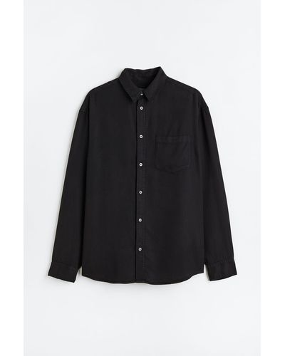 H&M Hemd aus Lyocell Regular Fit - Schwarz