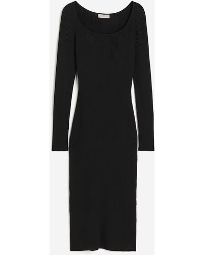 H&M Bodycon-Kleid in Rippstrick - Schwarz