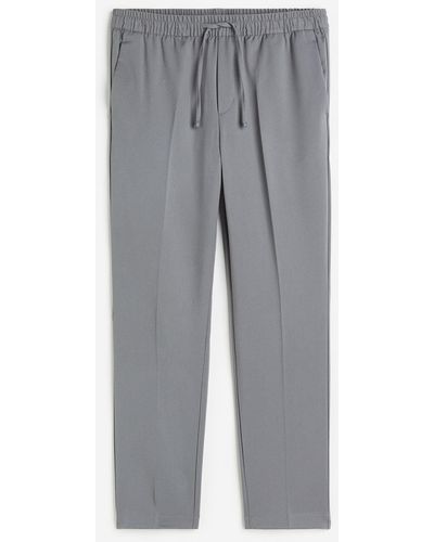 H&M Joggpants in Slim Fit - Grau