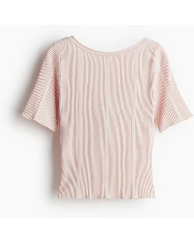 H&M Geripptes Shirt mit tiefem Rückenausschnitt - Pink