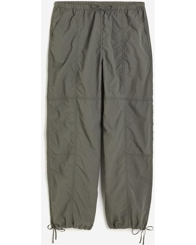 H&M Pantalon parachute en nylon - Vert