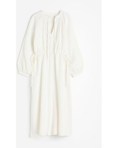 H&M Robe en coton double tissage avec détails à nouer - Blanc