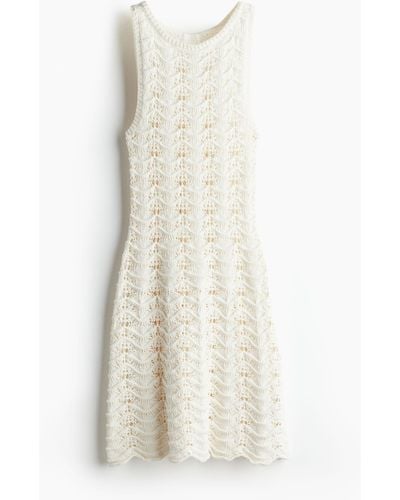 H&M Kleid in Pointellestrick - Weiß