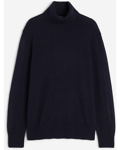 H&M Rollkragenpullover Regular Fit - Blau