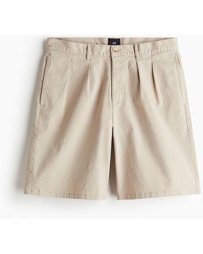 H&M Chino-Shorts in Loose Fit - Natur