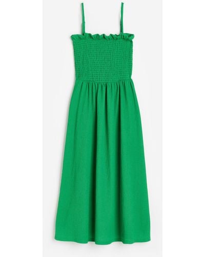 H&M Gesmoktes Kleid - Grün