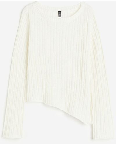 H&M Gerippter Pullover mit asymmetrischem Saum - Weiß