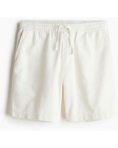 H&M Shorts aus Leinenmix in Relaxed Fit - Weiß