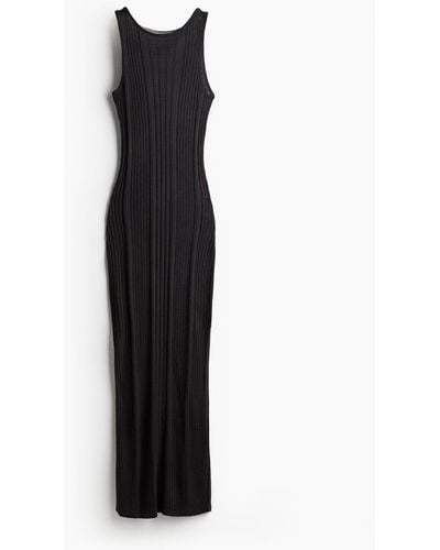 H&M Robe moulante en maille côtelée avec détail frangé - Noir