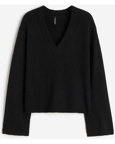 H&M Pullover mit V-Ausschnitt - Schwarz