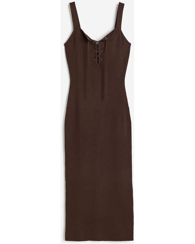 H&M Robe avec laçage - Marron