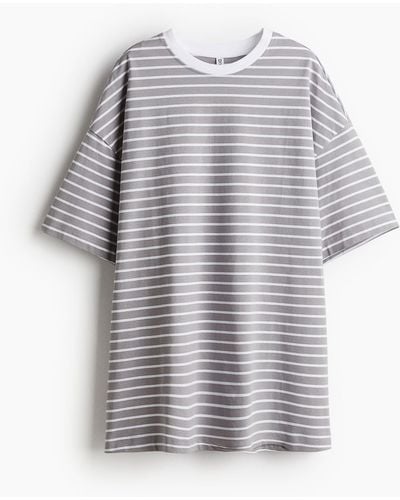 H&M Oversized T-Shirt - Grau