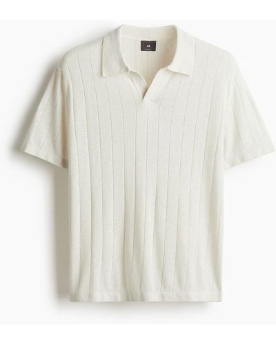 H&M Poloshirt aus feinem Rippstrick in Regular Fit - Weiß