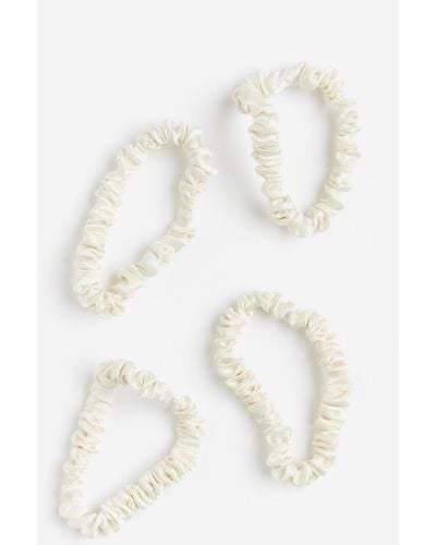 H&M Set Van 4 Zijden Scrunchies - Wit