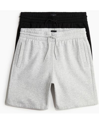 H&M 2-Pack Sweatshorts in Regular Fit - Grau