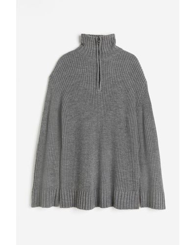 H&M Oversized Pullover mit kurzem Reissverschluss - Grau