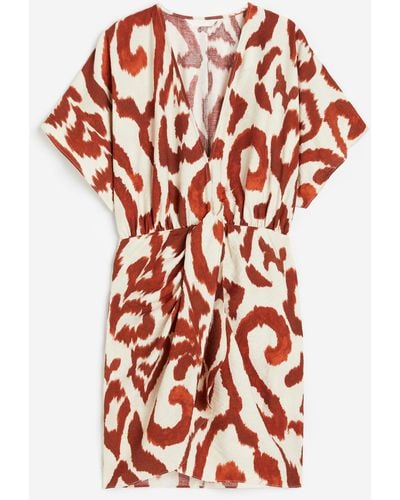H&M Kleid mit V-Ausschnitt - Rot