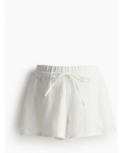 H&M MAMA Before & After Shorts aus Baumwollmusselin - Weiß