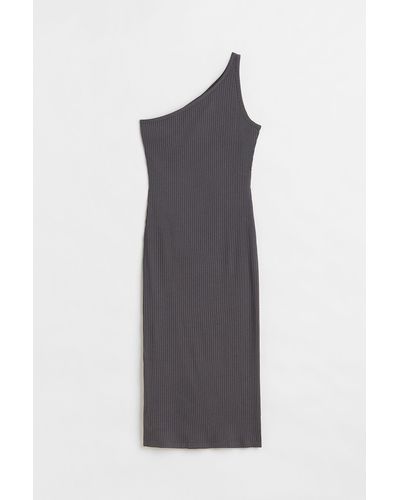 H&M Geripptes One-Shoulder-Kleid - Grau