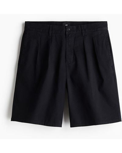 H&M Chino-Shorts in Loose Fit - Schwarz