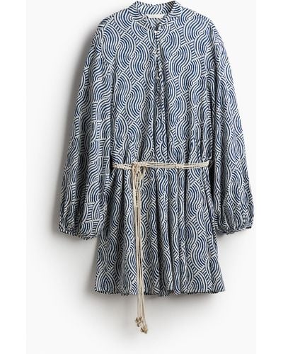 H&M Kleid mit Makramee-Gürtel - Blau