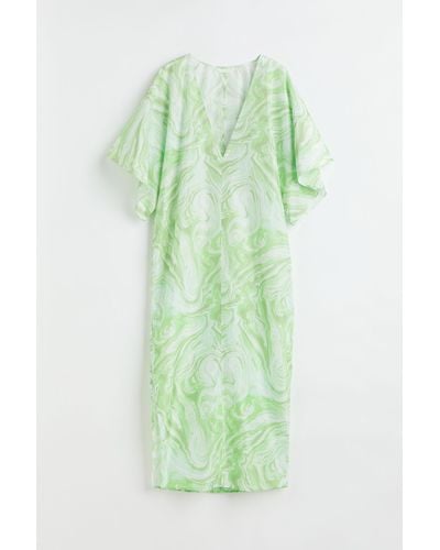 H&M Kleid mit V-Ausschnitt - Grün