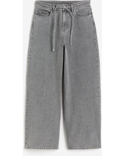 H&M 90s Baggy Regular Jeans - Grau
