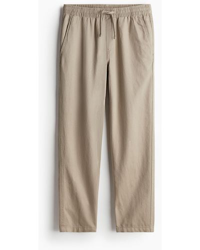 H&M Hose aus Leinenmix in Relaxed Fit - Natur