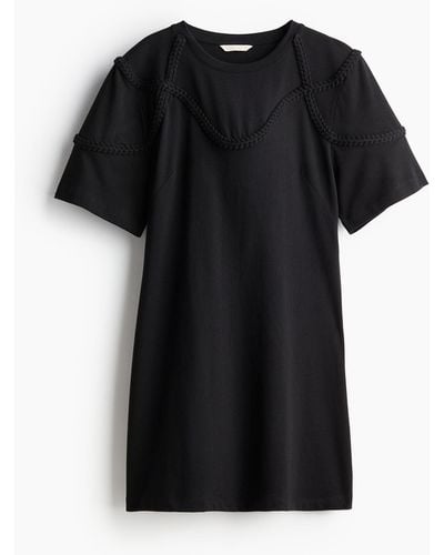 H&M T-Shirt-Kleid mit geflochtenen Besätzen - Schwarz