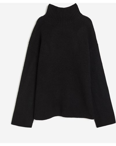 H&M Gerippter Pullover mit Turtleneck - Schwarz