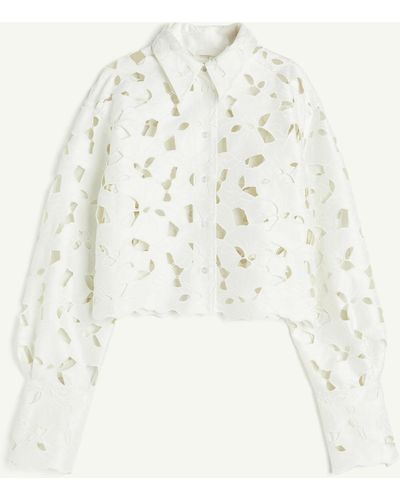 H&M Satinbluse mit Broderie Anglaise - Weiß