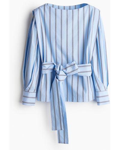 H&M Blouse en popeline avec ceinture à nouer - Bleu