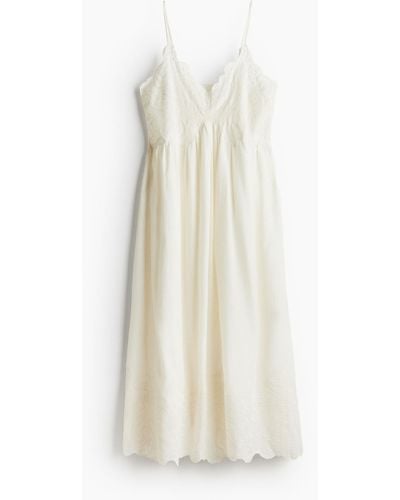 H&M Besticktes Trägerkleid - Weiß