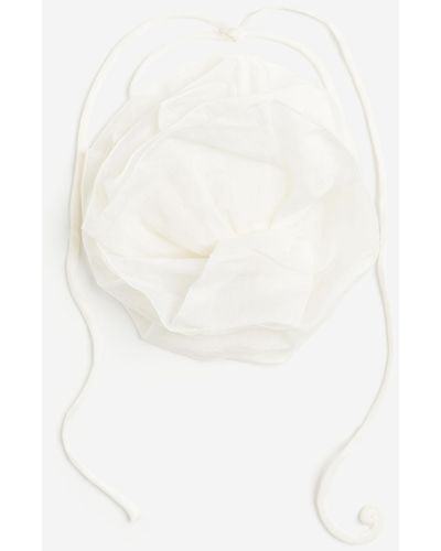 H&M Halsschmuck mit Stoffblüte - Weiß