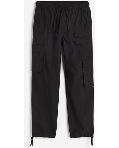 H&M Cargohose in Relaxed Fit - Schwarz