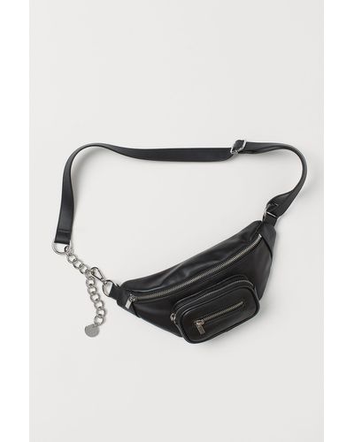 H&M Hüfttasche mit Kettendetail - Schwarz