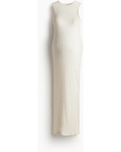 H&M MAMA Geripptes Jerseykleid - Weiß
